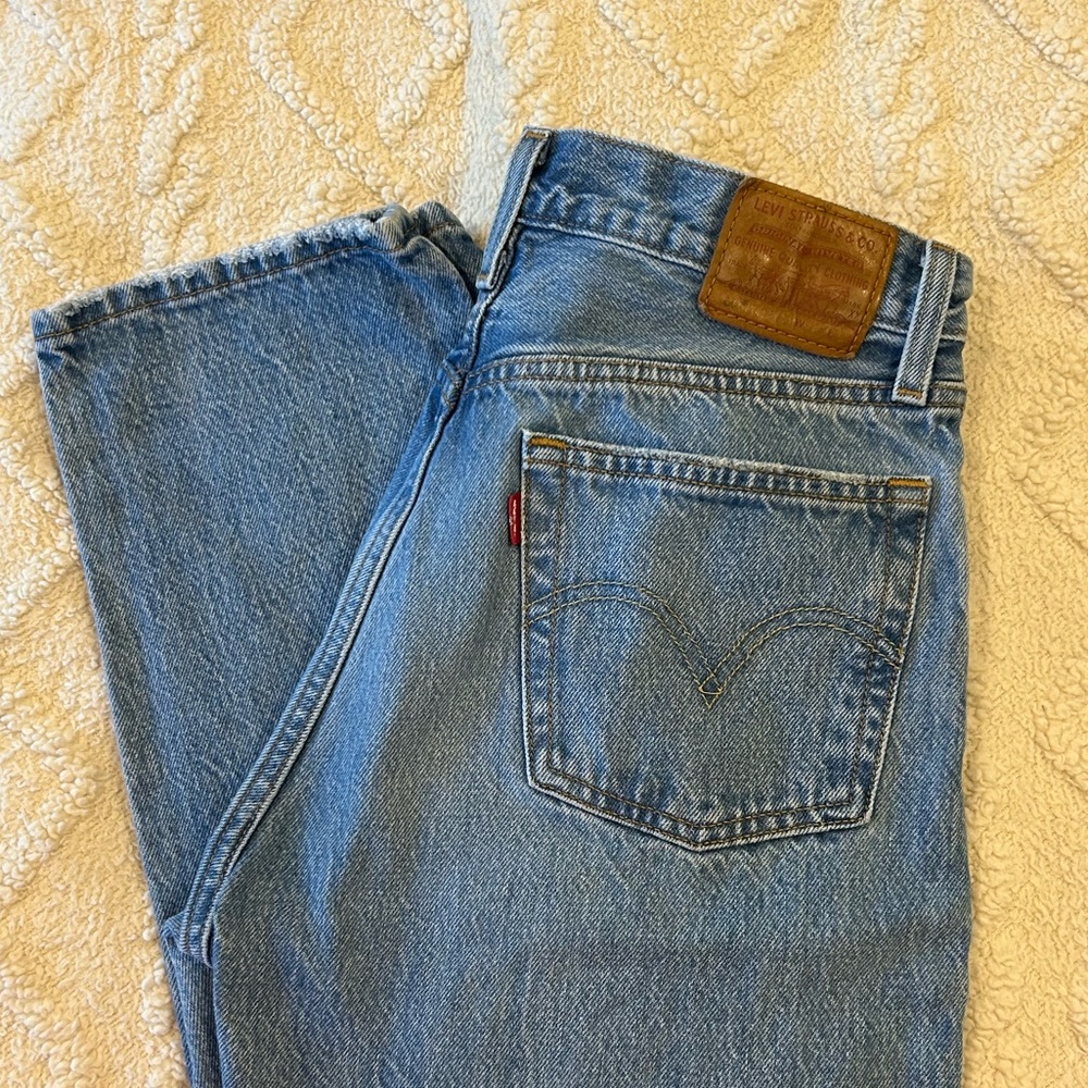 Levi's 501 Light Wash Straight Jeans